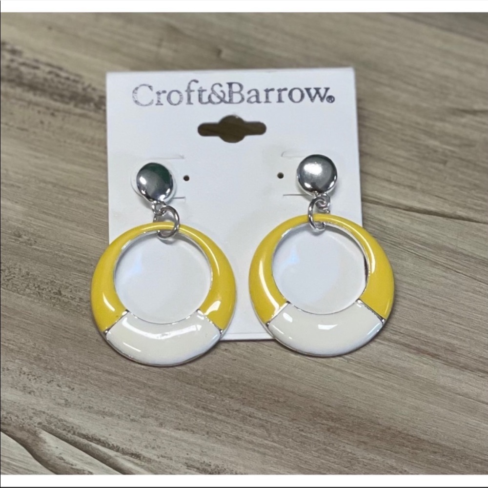 NWT Croft & Barrow Retro Style Drop Earrings Yellow & White